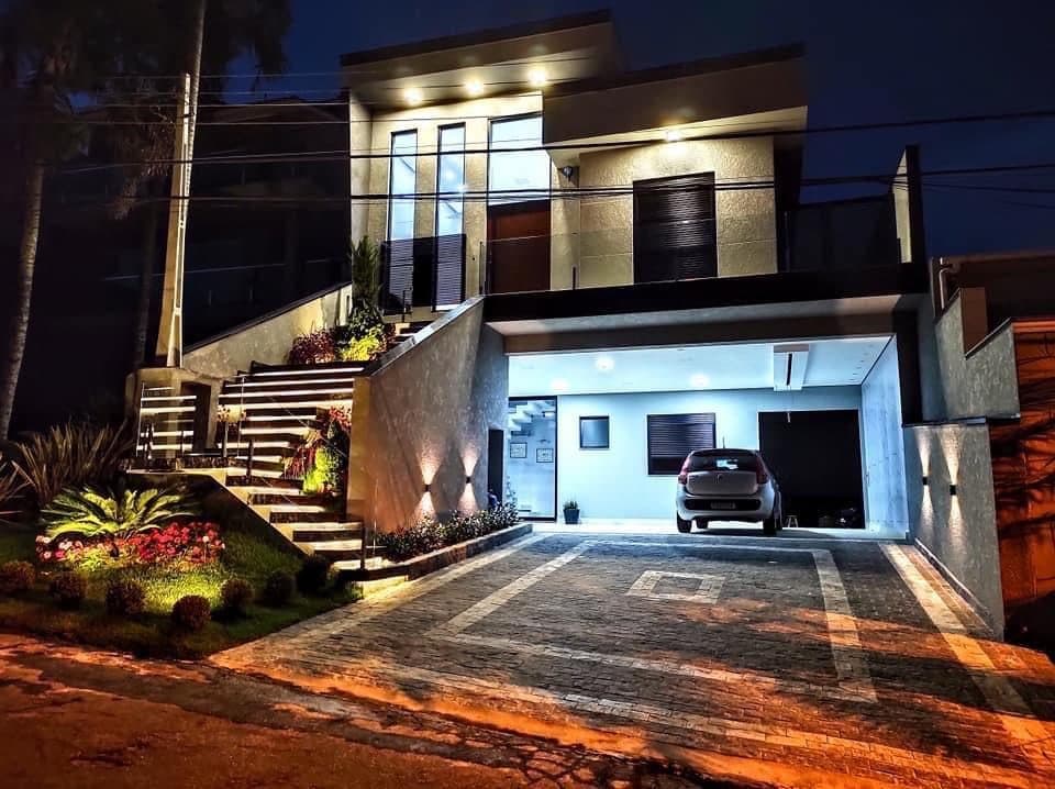 Casa Alto Padrão no Aruã