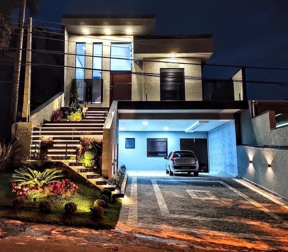 Casa Alto Padrão no Aruã